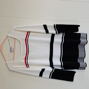 Jaclyn Smith Classic Long Sleeve Sweater Large T12